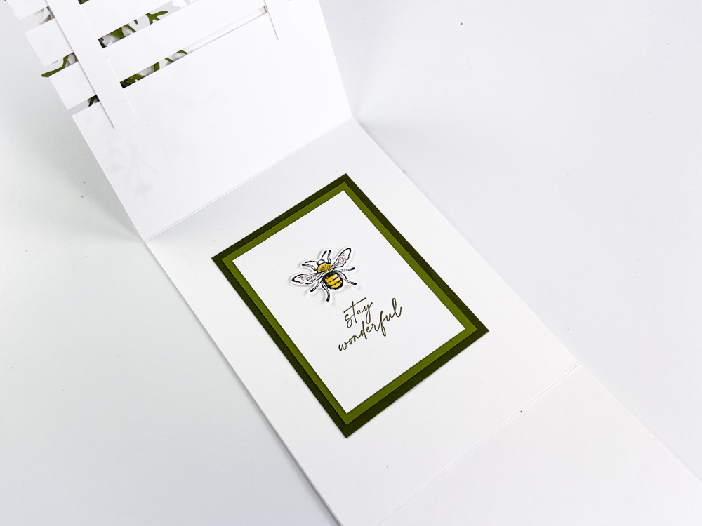 Stampin-Up-Queen-Bee-lattice-split-card-interior